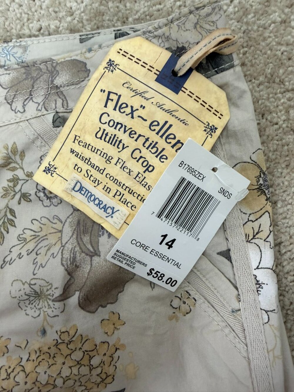 Democracy NWT Cotton Blend Floral Cargo Pants Rolled Cuff Size 14 - Picture 3 of 9